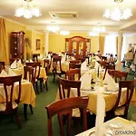 Monte-Nelly Hotel
